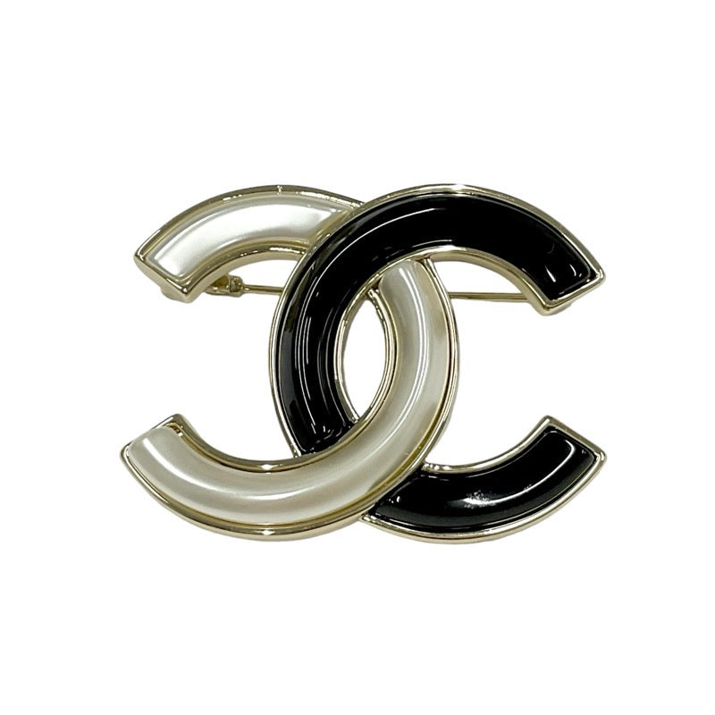 Chanel CHANEL Brooch Corsage Gold Black White Coco Mark Bicolor Pearl