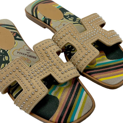 エルメス HERMES オラン BRIDES de GALA サンダル 靴 シューズ スエード キャンバス ブラウン マルチカラー フラットサンダル スタッズ