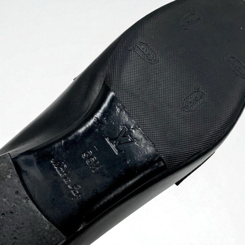 ルイヴィトン LOUIS VUITTON アッパーケースライン ローファー 革靴 靴 シューズ レザー ブラック 黒 ゴールド チェーン ロゴ フラットシューズ