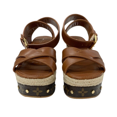 ルイヴィトン LOUIS VUITTON バウンダリー モノグラム サンダル 靴 シューズ レザー ブラウン ゴールド アンクルストラップ スタッズ ウェッジソール