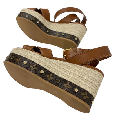 ルイヴィトン LOUIS VUITTON バウンダリー モノグラム サンダル 靴 シューズ レザー ブラウン ゴールド アンクルストラップ スタッズ ウェッジソール