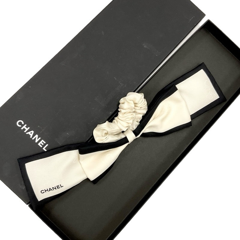 Chanel Hair Accessories White Black Camellia Logo Ribbon Scrunchy Hair Elastic