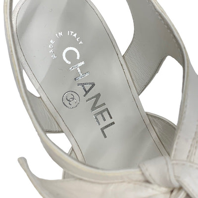 シャネル CHANEL サンダル 靴 シューズ レザー ホワイト 白 ココマーク リボン