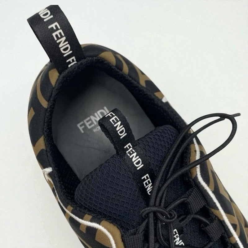 フェンディ FENDI スニーカー 靴 シューズ ファブリック ブラック ブラウン ホワイト 黒 ズッカ ロゴ
