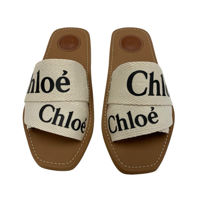 クロエ Chloe Woody サンダル 靴 シューズ ファブリック アイボリー ブラウン フラットサンダル ミュール ロゴ