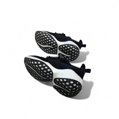 ロジェヴィヴィエ Roger Vivier ヴィヴラン スニーカー 靴 シューズ ファブリック ブラック ホワイト 黒 ストラスバックル ビジュー