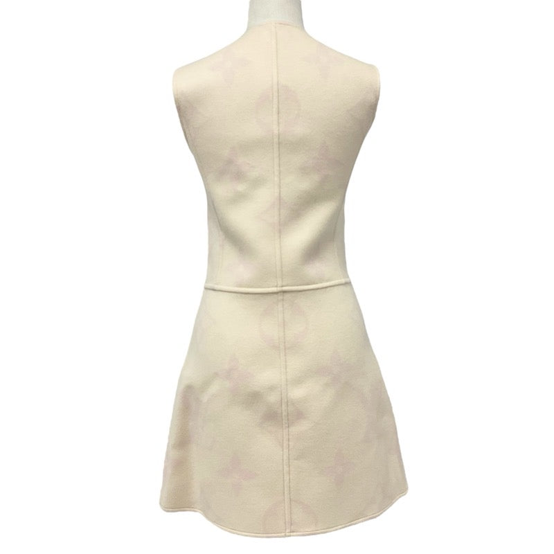 ルイヴィトン LOUIS VUITTON ワンピース ベージュ ピンク 未使用 ジャイアントモノグラム センタージップ ノースリーブ