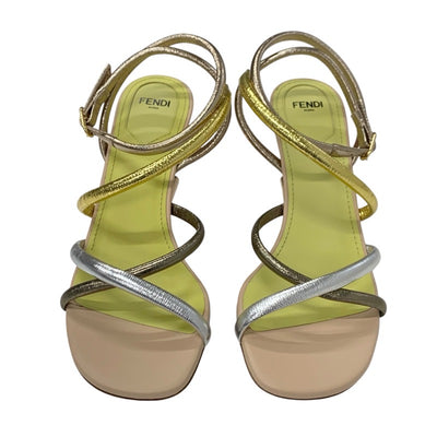 フェンディ FENDI ファースト サンダル 靴 シューズ レザー メタリックカラー ストラップ メタルヒール
