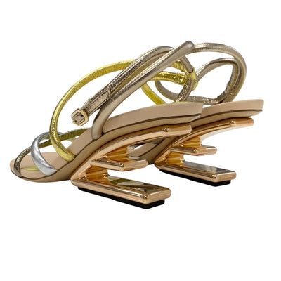 フェンディ FENDI ファースト サンダル 靴 シューズ レザー メタリックカラー ストラップ メタルヒール