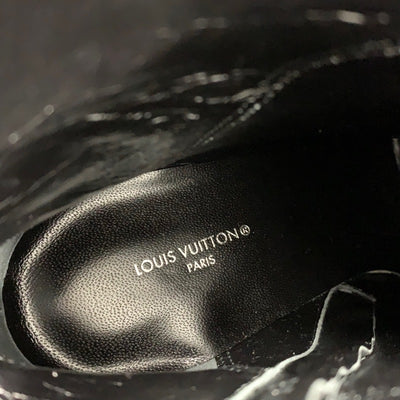 ルイヴィトン LOUIS VUITTON シルエットライン ブーツ ショートブーツ 靴 シューズ スエード ブラック 黒 ゴールド 未使用 アンクルブーツ ロゴ