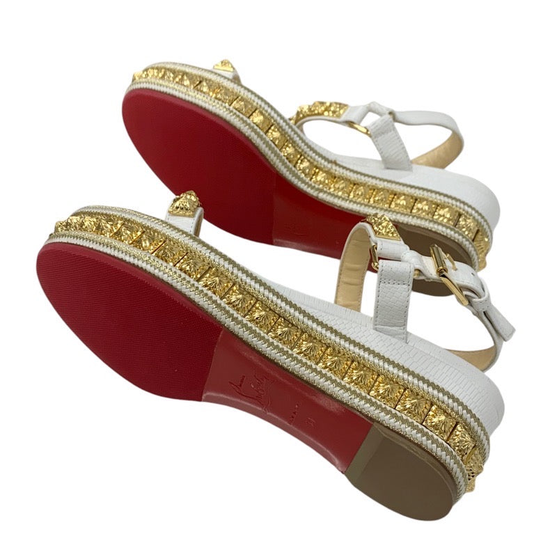 クリスチャンルブタン Christian Louboutin ピラクロウ サンダル 靴 シューズ レザー ホワイト ゴールド バックストラップ スタッズ
