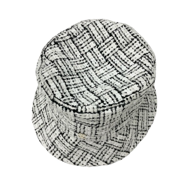 Chanel CHANEL Hat White Black Coco Mark Tweed Sequin Bucket Hat