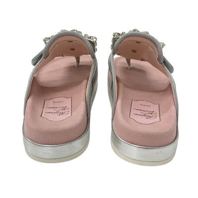 ロジェヴィヴィエ Roger Vivier サンダル 靴 シューズ レザー シルバー ピンク ストラスバックル ビジュー トングサンダル