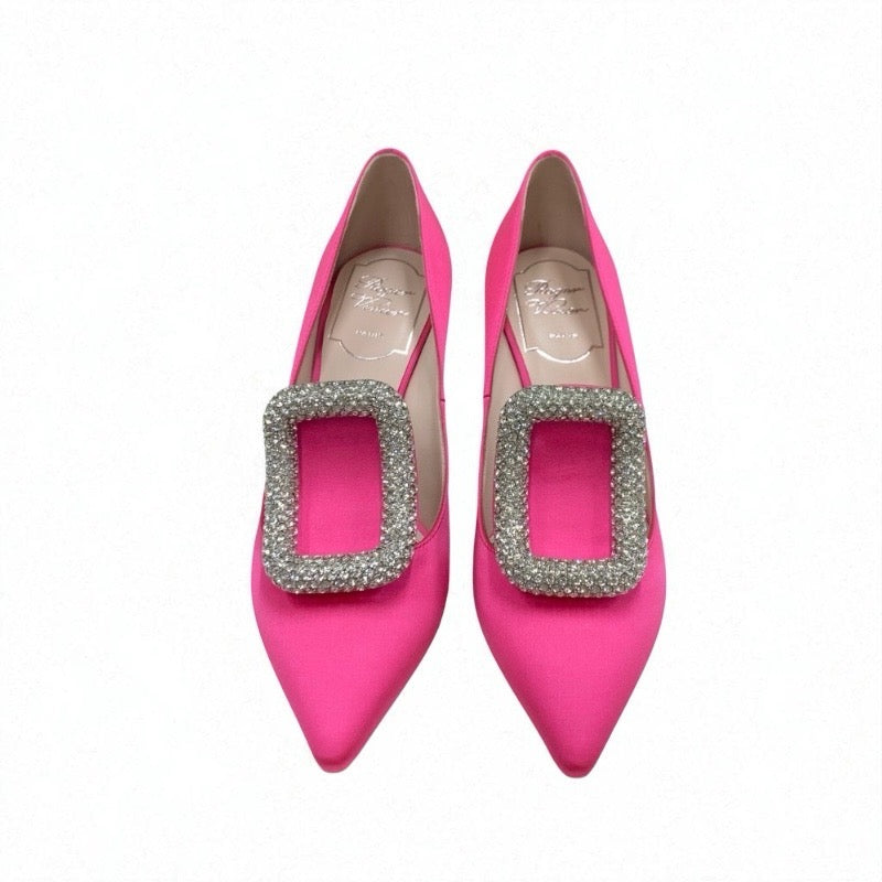 ロジェヴィヴィエ Roger Vivier パンプス 靴 シューズ サテン ピンク 未使用 ラインストーン スワロフスキー バックル