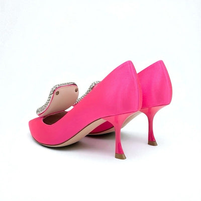 ロジェヴィヴィエ Roger Vivier パンプス 靴 シューズ サテン ピンク 未使用 ラインストーン スワロフスキー バックル