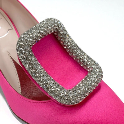 ロジェヴィヴィエ Roger Vivier パンプス 靴 シューズ サテン ピンク 未使用 ラインストーン スワロフスキー バックル