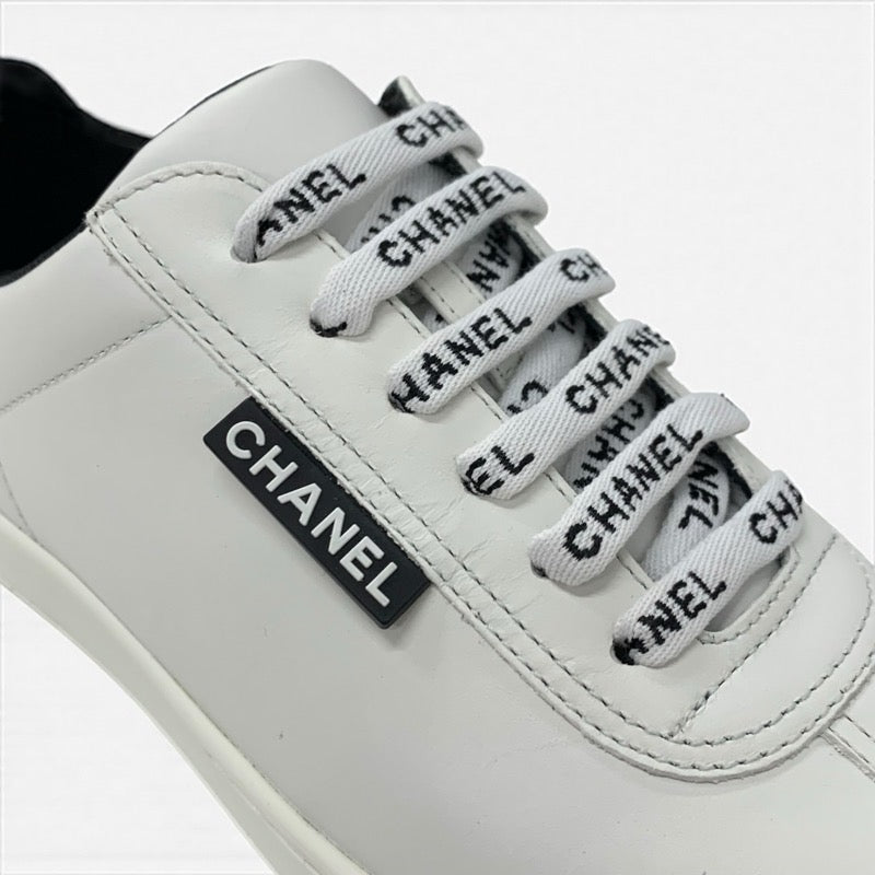 シャネル CHANEL スニーカー 靴 シューズ レザー ホワイト 白 未使用 ココマーク ロゴ
