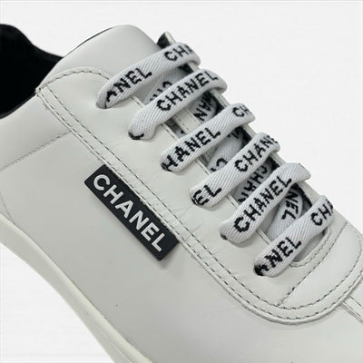 シャネル CHANEL スニーカー 靴 シューズ レザー ホワイト 白 未使用 ココマーク ロゴ