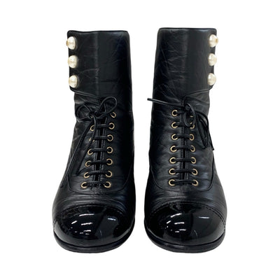 Chanel CHANEL boots, short boots, shoes, leather, black, coco mark, pearl, lace-up, wrinkled finish