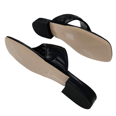 グッチ GUCCI サンダル 靴 シューズ レザー ブラック 黒 ゴールド 未使用 GGマーモント トングサンダル