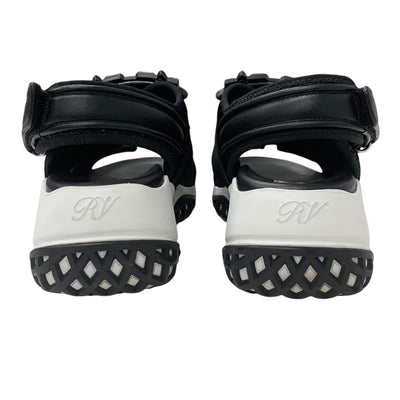 ロジェヴィヴィエ Roger Vivier ヴィヴラン サンダル 靴 シューズ レザー ファブリック ブラック 黒 ストラスバックル ビジュー メッシュ ベルクロ ストラップ