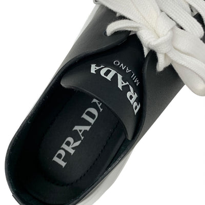 プラダ PRADA スニーカー 靴 シューズ レザー ブラック ホワイト 未使用 ロゴ