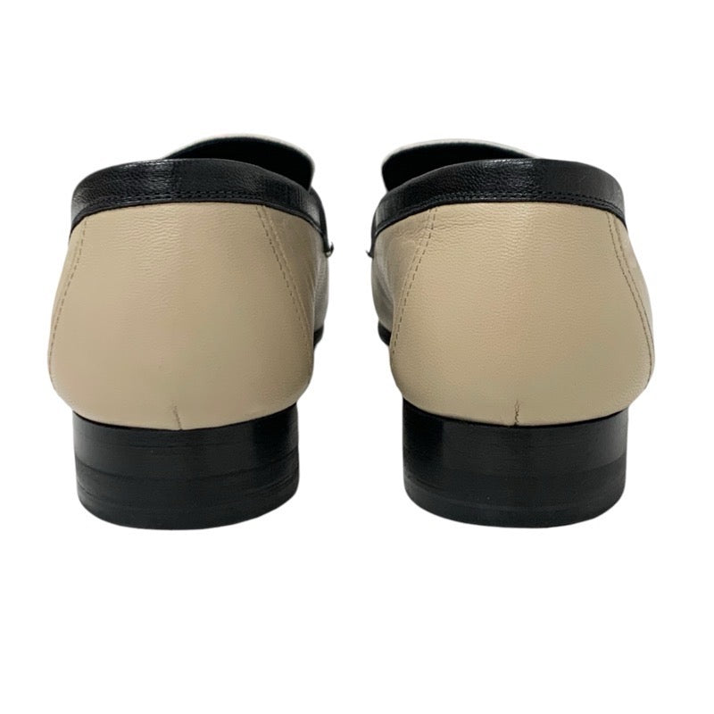 エルメス HERMES ロワイヤル ローファー 革靴 靴 シューズ レザー ベージュ ブラック ホワイト モカシン フラットシューズ H金具 フリンジ