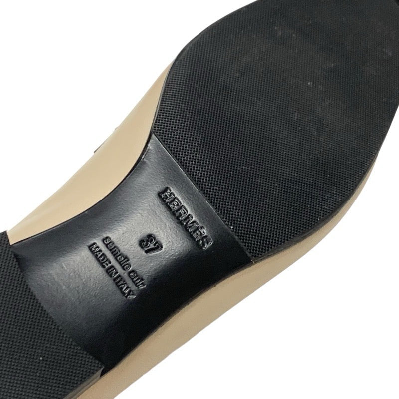 エルメス HERMES ロワイヤル ローファー 革靴 靴 シューズ レザー ベージュ ブラック ホワイト モカシン フラットシューズ H金具 フリンジ