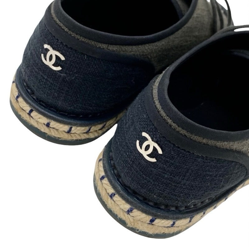 シャネル CHANEL フラットシューズ 靴 シューズ ファブリック グレー ブラック ココマーク エスパドリーユ パール レースアップシューズ