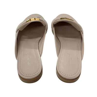 ルイヴィトン LOUIS VUITTON カプリライン ローファー 革靴 靴 シューズ レザー ピンクベージュ ゴールド フラットシューズ ミュール ロゴ