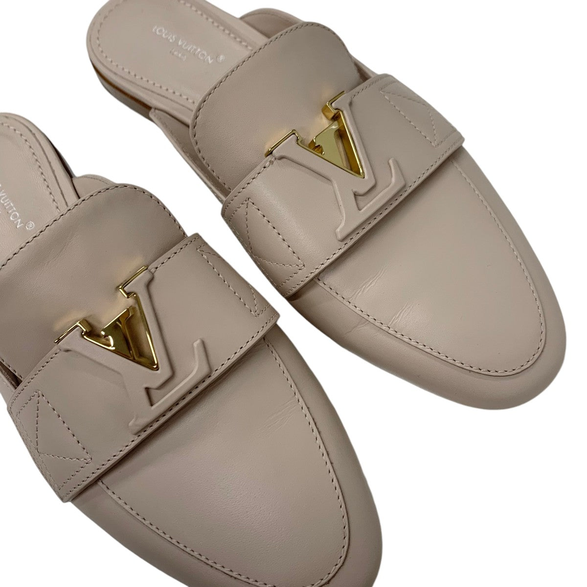 Louis Vuitton Capriline Loafers Leather Shoes Shoes Leather Pink Beige Gold Flat Shoes Mules Logo