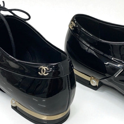 シャネル CHANEL ローファー 革靴 靴 シューズ パテント フェイクパール ブラック 黒 ココマーク レースアップ