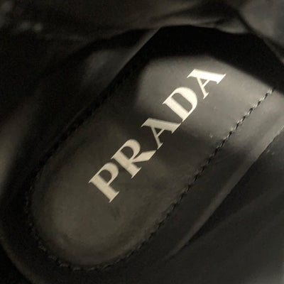 プラダ PRADA モノリス ブーツ ショートブーツ 靴 シューズ レザー ナイロン ブラック 黒 シルバー ポーチ付 トライアングルロゴ レースアップ プラットフォーム