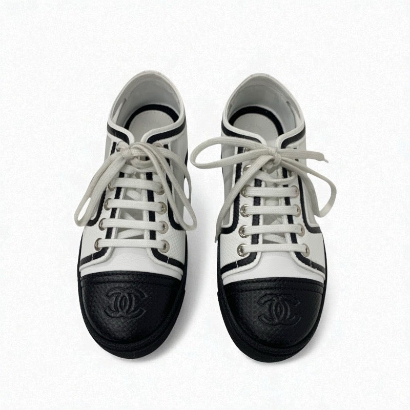 シャネル CHANEL スニーカー 靴 シューズ レザー メッシュ ホワイト ブラック ココマーク レースアップ
