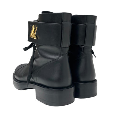 ルイヴィトン LOUIS VUITTON ワンダーランドライン ブーツ ショートブーツ 靴 シューズ レザー ブラック 黒 ゴールド アンクルブーツ レースアップ LV金具 ベルト