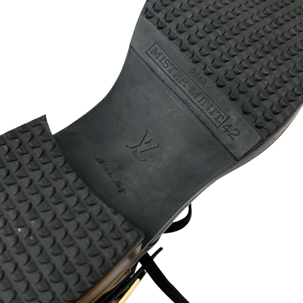 ルイヴィトン LOUIS VUITTON ワンダーランドライン ブーツ ショートブーツ 靴 シューズ レザー ブラック 黒 ゴールド アンクルブーツ レースアップ LV金具 ベルト