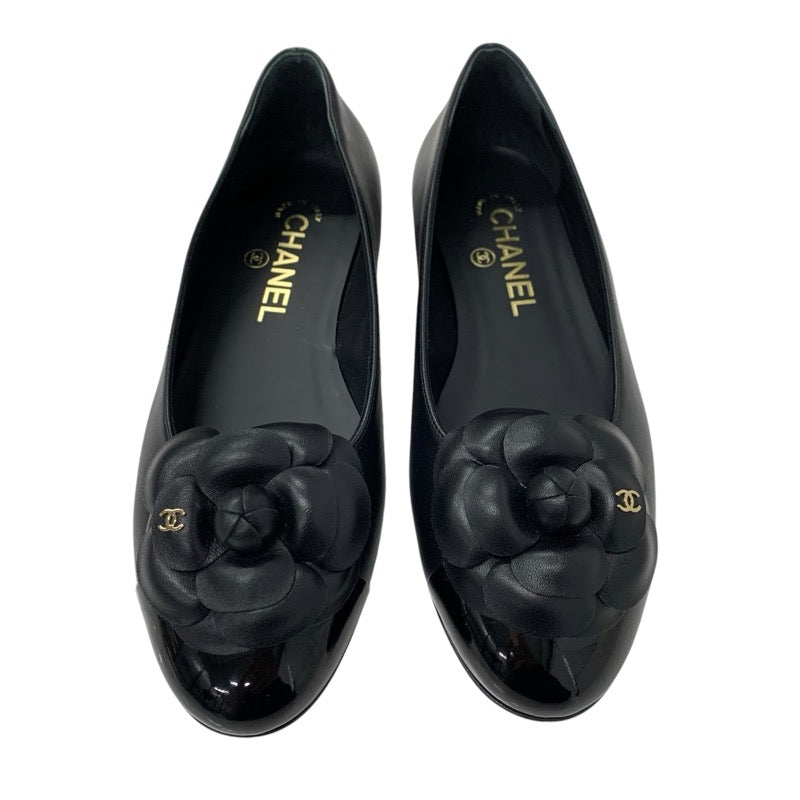 Chanel Flat Shoes, Leather Patent Black Unused Camellia Coco Mark Flat Pumps