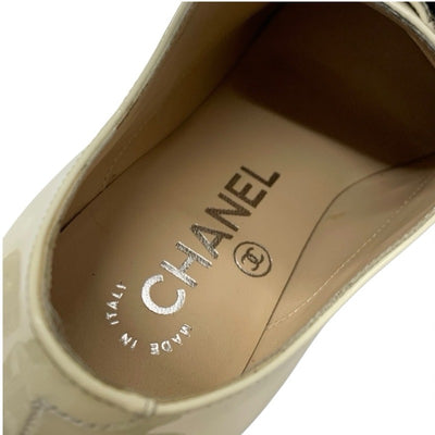 シャネル CHANEL ローファー 革靴 靴 シューズ パテント レザー ブラック アイボリー シルバー ココマーク レースアップシューズ