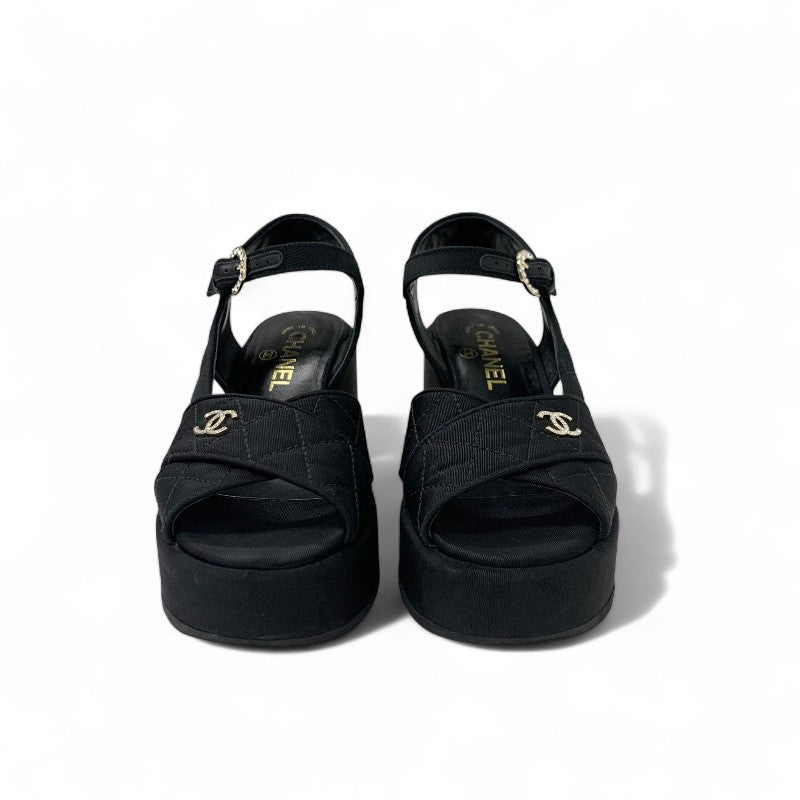 シャネル CHANEL サンダル 靴 シューズ ファブリック ブラック 黒 ココマーク マトラッセ ウェッジソール ラインストーン