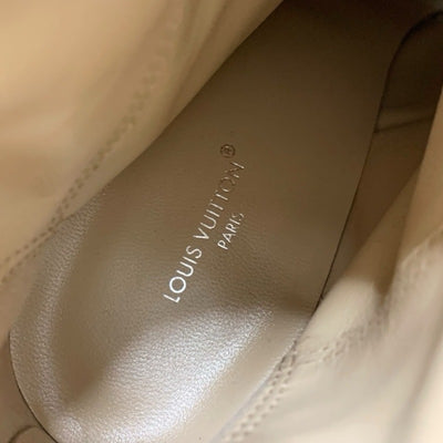 ルイヴィトン LOUIS VUITTON オリンピアライン モノグラム ブーツ ショートブーツ 靴 シューズ レザー ベージュ ブラウン 未使用 LVロゴ アンクルブーツ
