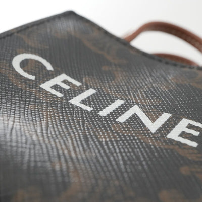セリーヌ CELINE チャーム ブラウン ホワイト ゴールド トリオンフキャンバス ロゴ マイクロ バーティカル カバ