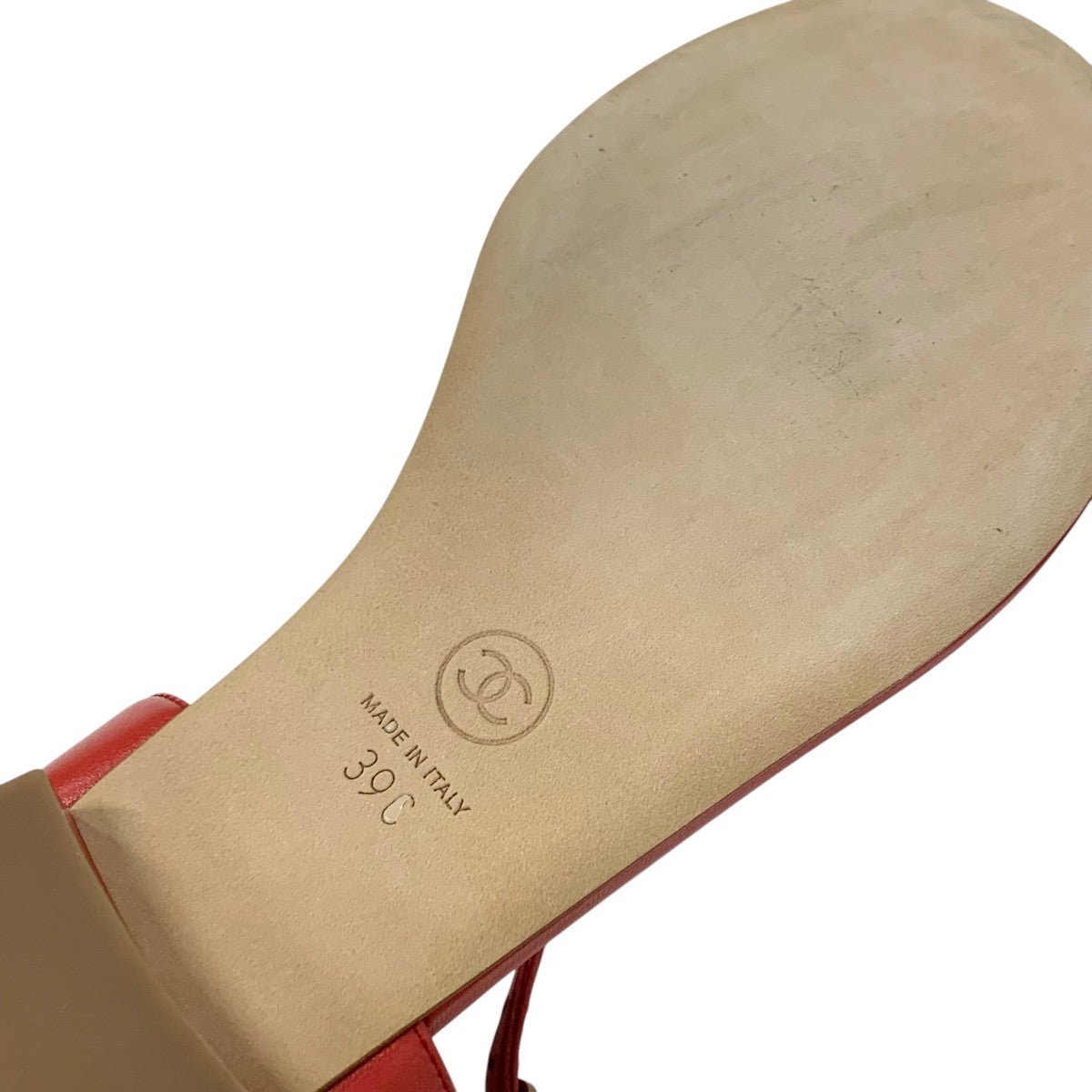 シャネル CHANEL サンダル 靴 シューズ レザー レッド 赤 ゴールド ココマーク チェーン ストラップ トング