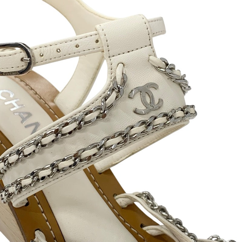 シャネル CHANEL サンダル 靴 シューズ レザー ホワイト 白 シルバー ココマーク チェーン ウェッジソール ウッド