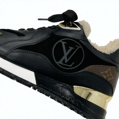 ルイヴィトン LOUIS VUITTON ランアウェイライン モノグラム スニーカー 靴 シューズ レザー スエード ムートン ブラック ブラウン インヒール ロゴ ボア