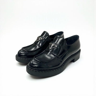 プラダ PRADA チョコレート ローファー 革靴 靴 シューズ レザー ブラック 黒 トライアングルロゴ
