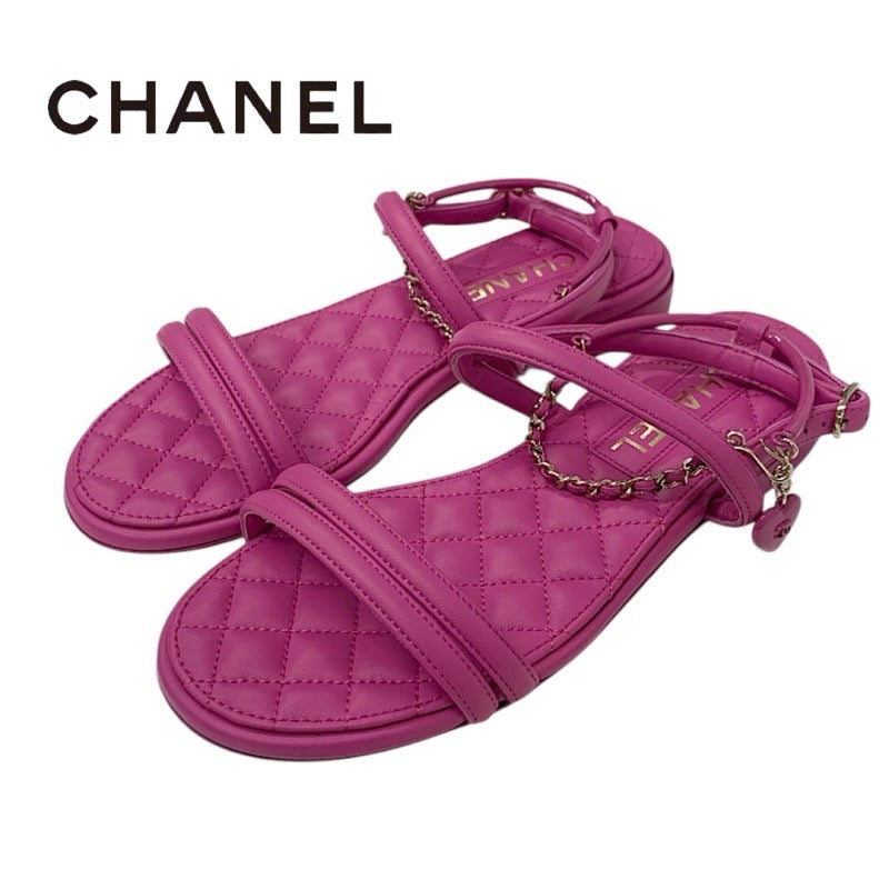 シャネル CHANEL サンダル 靴 シューズ レザー ピンク ゴールド マトラッセ ココマーク ハート チェーン ストラップ フラット