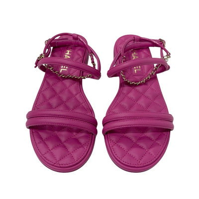 シャネル CHANEL サンダル 靴 シューズ レザー ピンク ゴールド マトラッセ ココマーク ハート チェーン ストラップ フラット