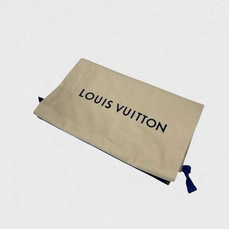 ルイヴィトン LOUIS VUITTON シルエットライン ブーツ ショートブーツ 靴 シューズ レザー ブラック 黒 ゴールド ロゴ アンクルブーツ