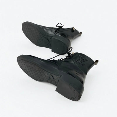 ルイヴィトン LOUIS VUITTON シチズンライン モノグラム ブーツ ショートブーツ 靴 シューズ レザー ブラック 黒 ロゴ レースアップ アンクルブーツ