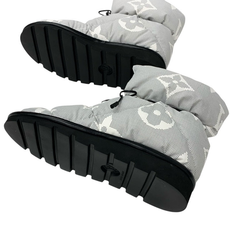 ルイヴィトン LOUIS VUITTON ピローライン モノグラム ブーツ ショートブーツ 靴 シューズ ナイロン ホワイト ブラック 未使用 アンクルブーツ